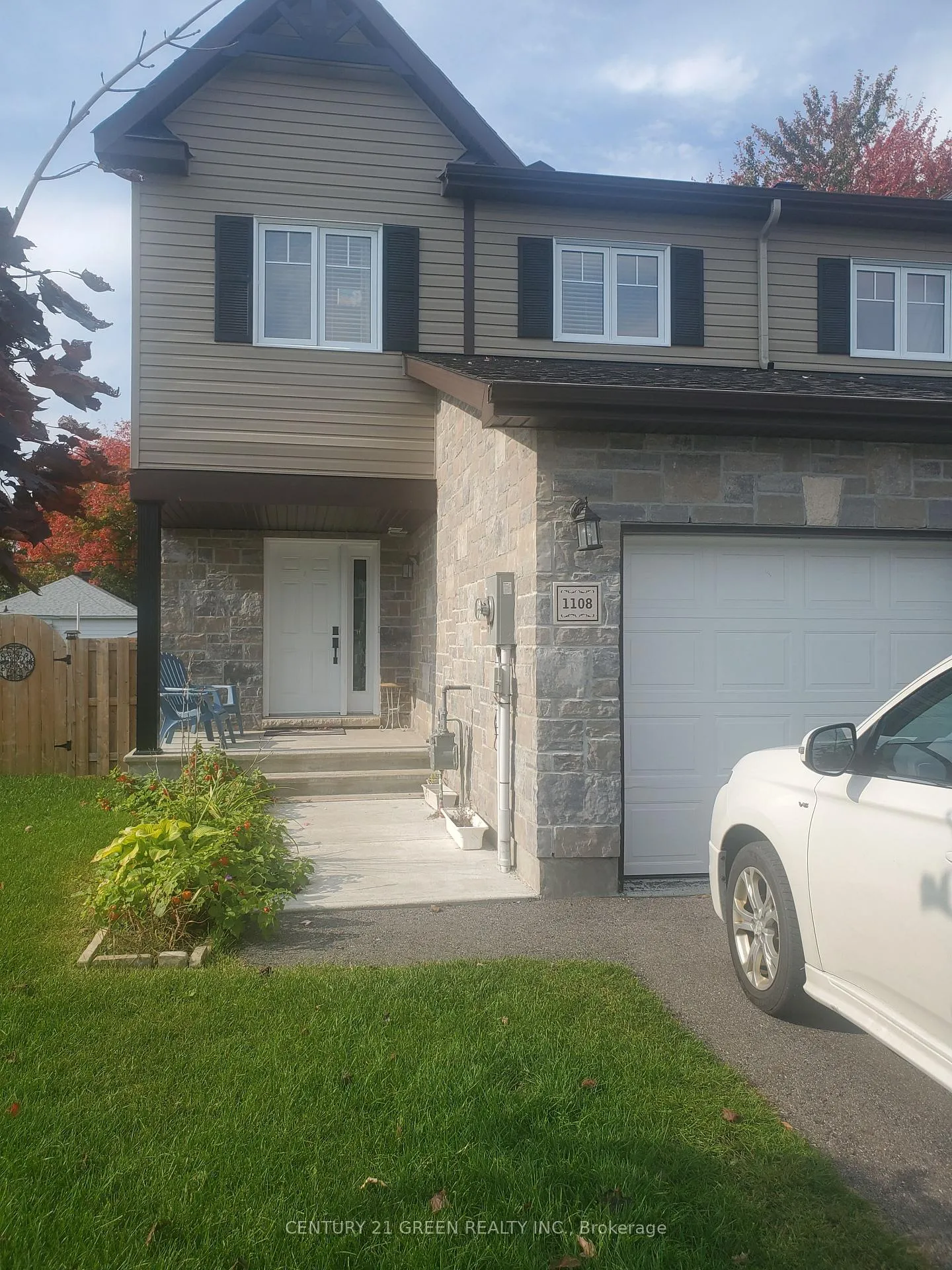Photo 5 of 1108 Clement Court, Cornwall — HOMEH