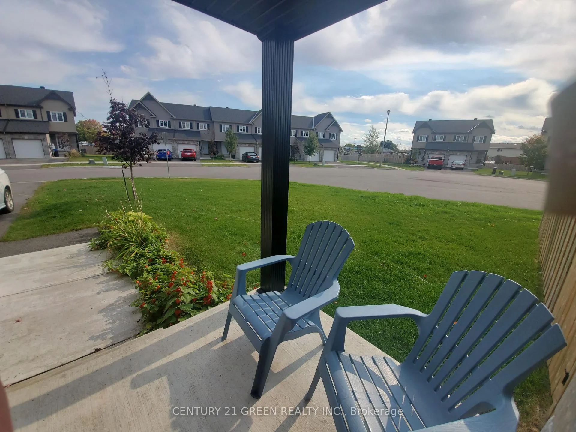 Photo 8 of 1108 Clement Court, Cornwall — HOMEH