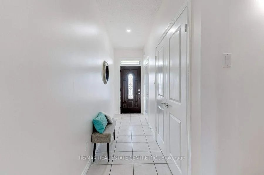 Photo 3 of Unit 36, 380 Lake Street, Grimsby, Grimsby Beach — HOMEH