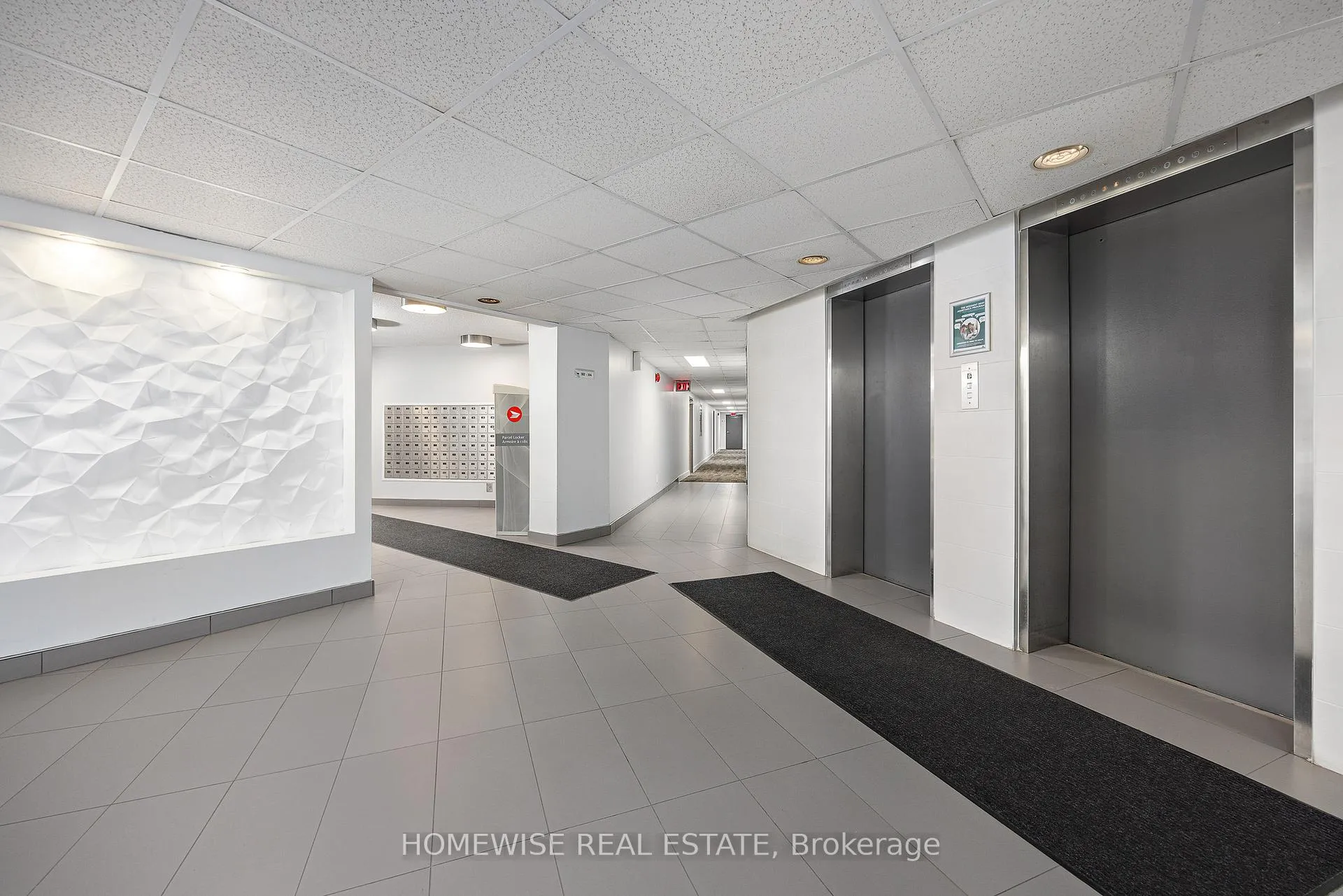 Photo 3 of Unit 602, 10 Highland Crescent, Kitchener, Victoria Hills — HOMEH