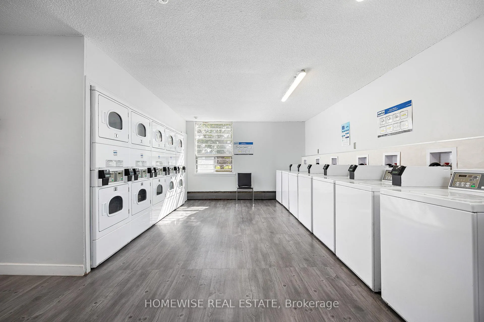 Photo 4 of Unit 602, 10 Highland Crescent, Kitchener, Victoria Hills — HOMEH