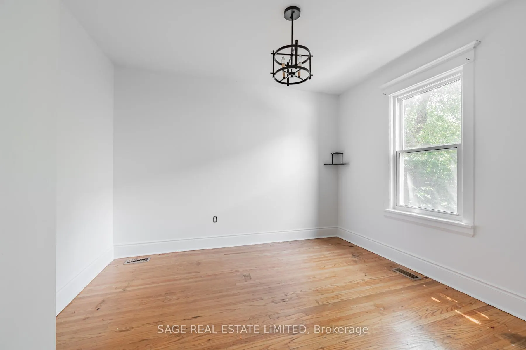Photo 14 of Unit Main, 459 Aberdeen Avenue, Hamilton, Kirkendall — HOMEH