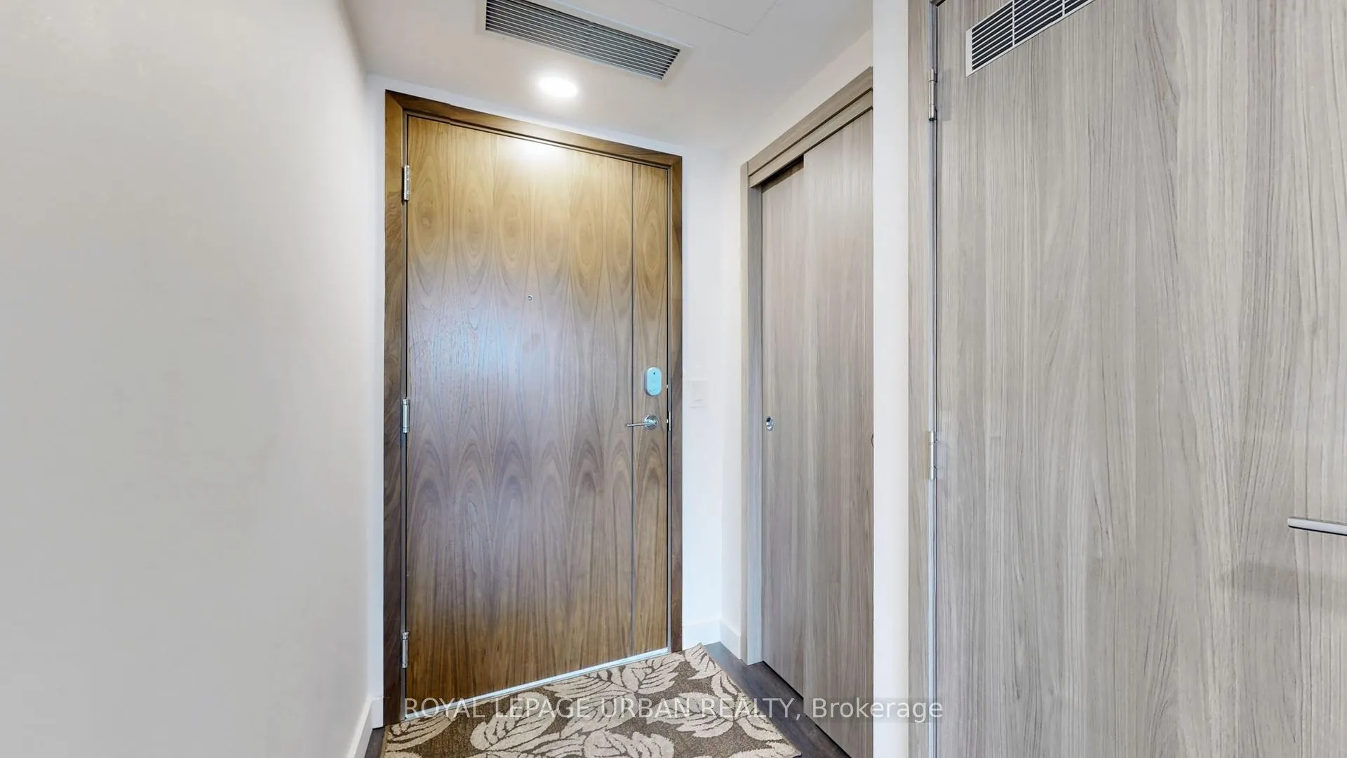 Photo 4 of Unit 2609, 38 Widmer Street, Toronto, Waterfront Communities — HOMEH