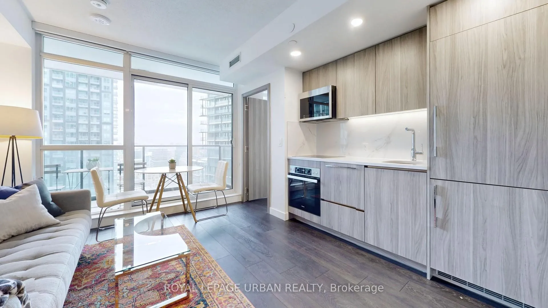 Photo 5 of Unit 2609, 38 Widmer Street, Toronto, Waterfront Communities — HOMEH