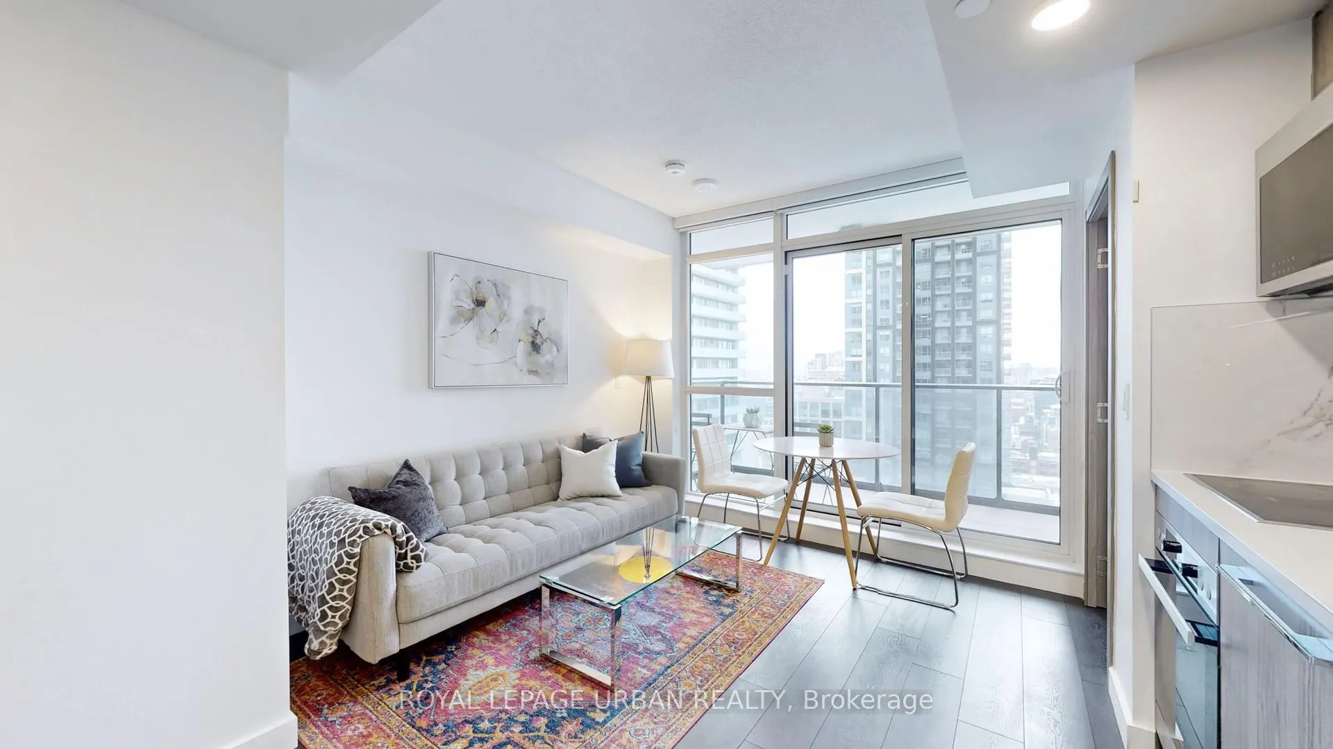 Photo 7 of Unit 2609, 38 Widmer Street, Toronto, Waterfront Communities — HOMEH
