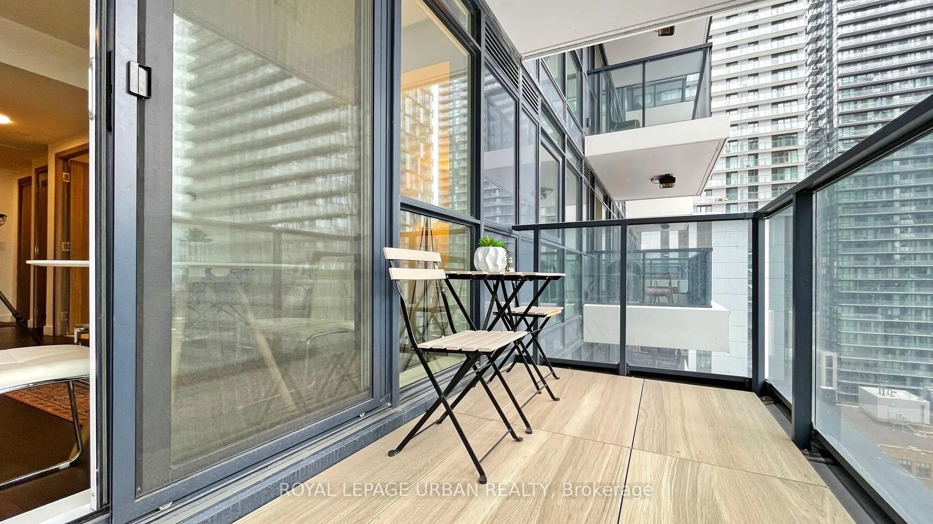 Photo 18 of Unit 2609, 38 Widmer Street, Toronto, Waterfront Communities — HOMEH