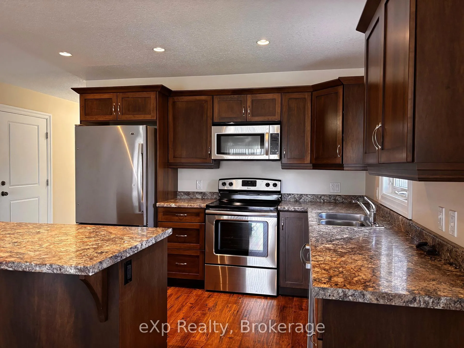 Photo 9 of Unit 4, 718 14th Street, Hanover — HOMEH