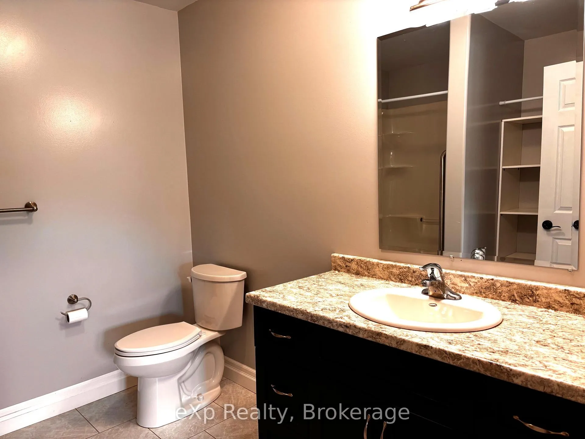 Photo 16 of Unit 4, 718 14th Street, Hanover — HOMEH