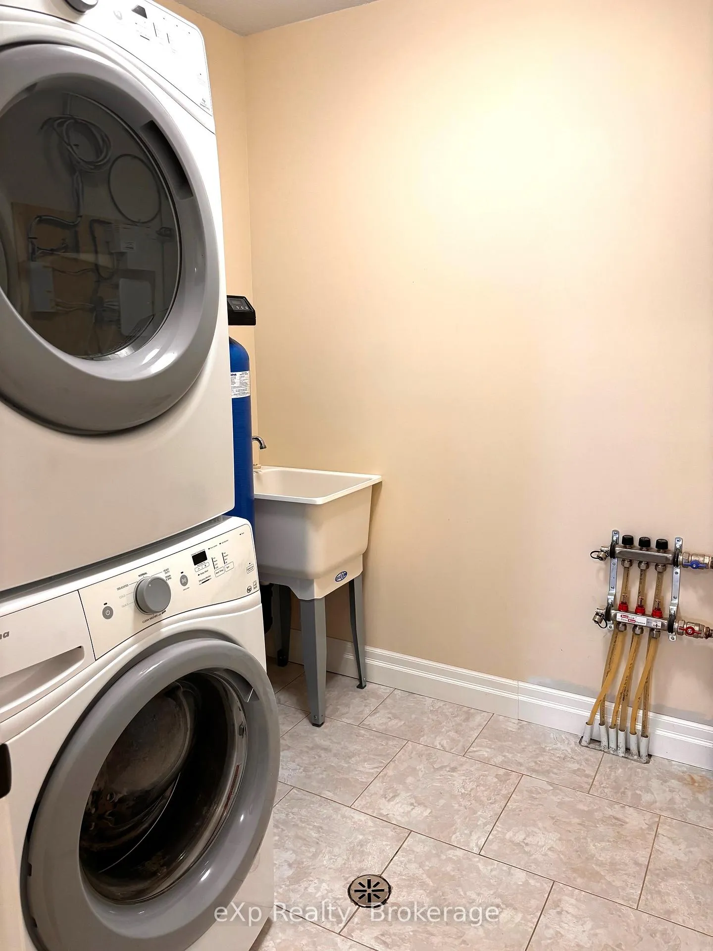 Photo 21 of Unit 4, 718 14th Street, Hanover — HOMEH
