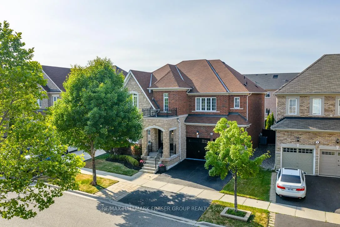 Photo 3 of 10 Weston Crescent, Ajax, Northwest Ajax — HOMEH