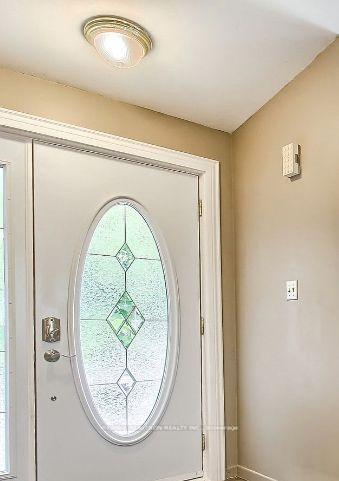 Photo 5 of 253 Elmdale Avenue, Georgina, Keswick South — HOMEH