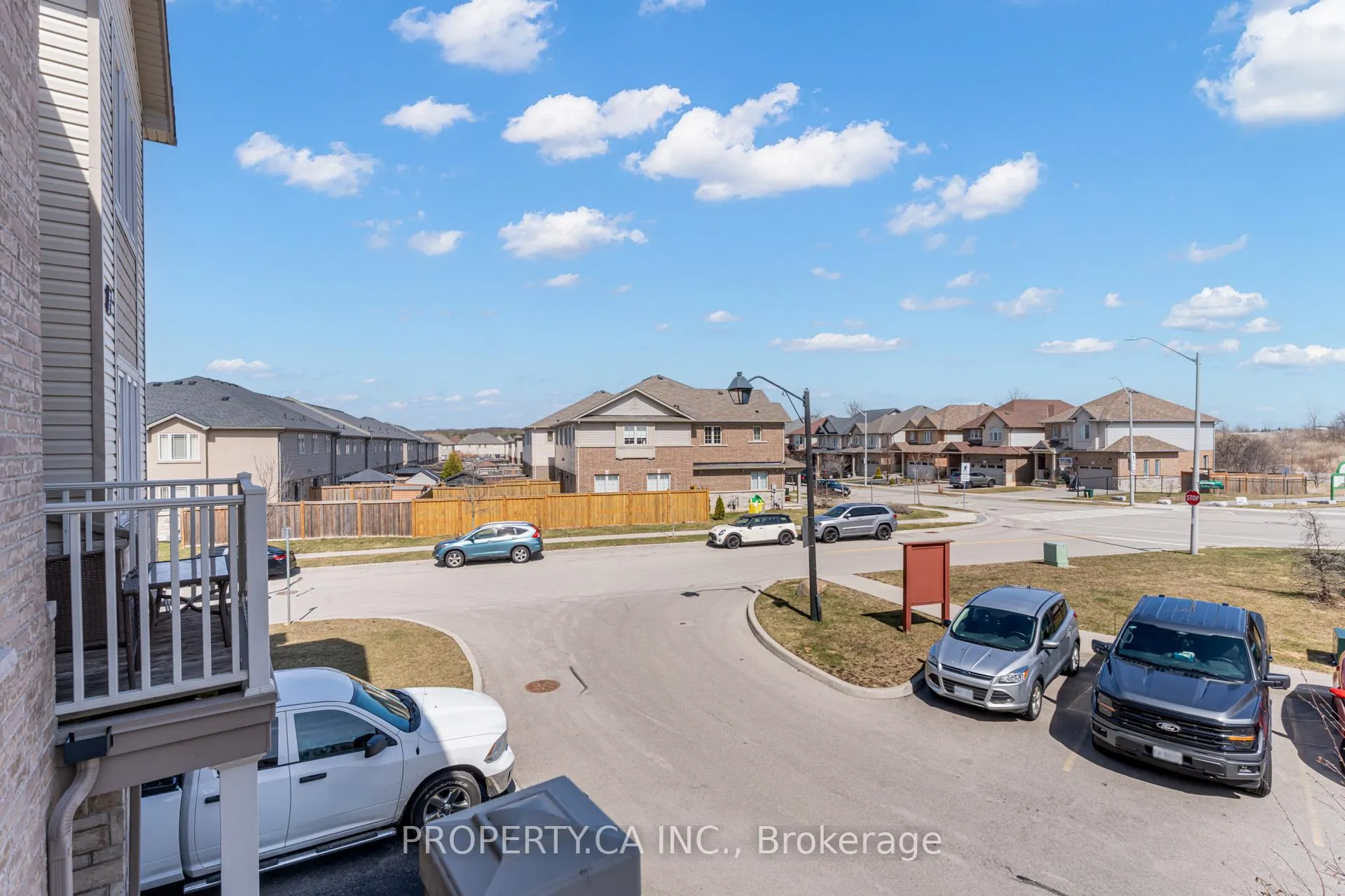 Photo 22 of Unit 6, 11 Stockbridge Gardens, Hamilton, Stoney Creek — HOMEH