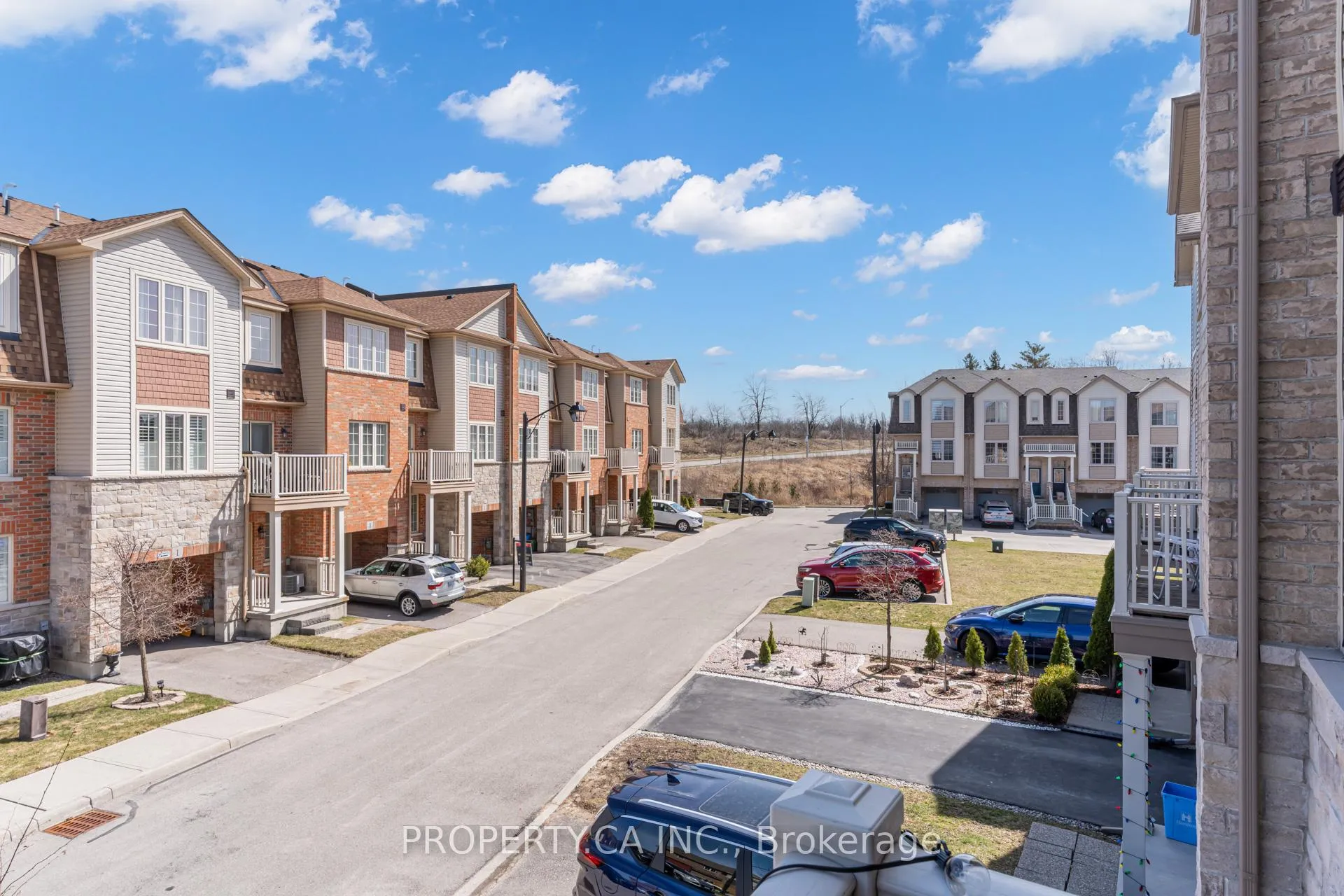 Photo 24 of Unit 6, 11 Stockbridge Gardens, Hamilton, Stoney Creek — HOMEH