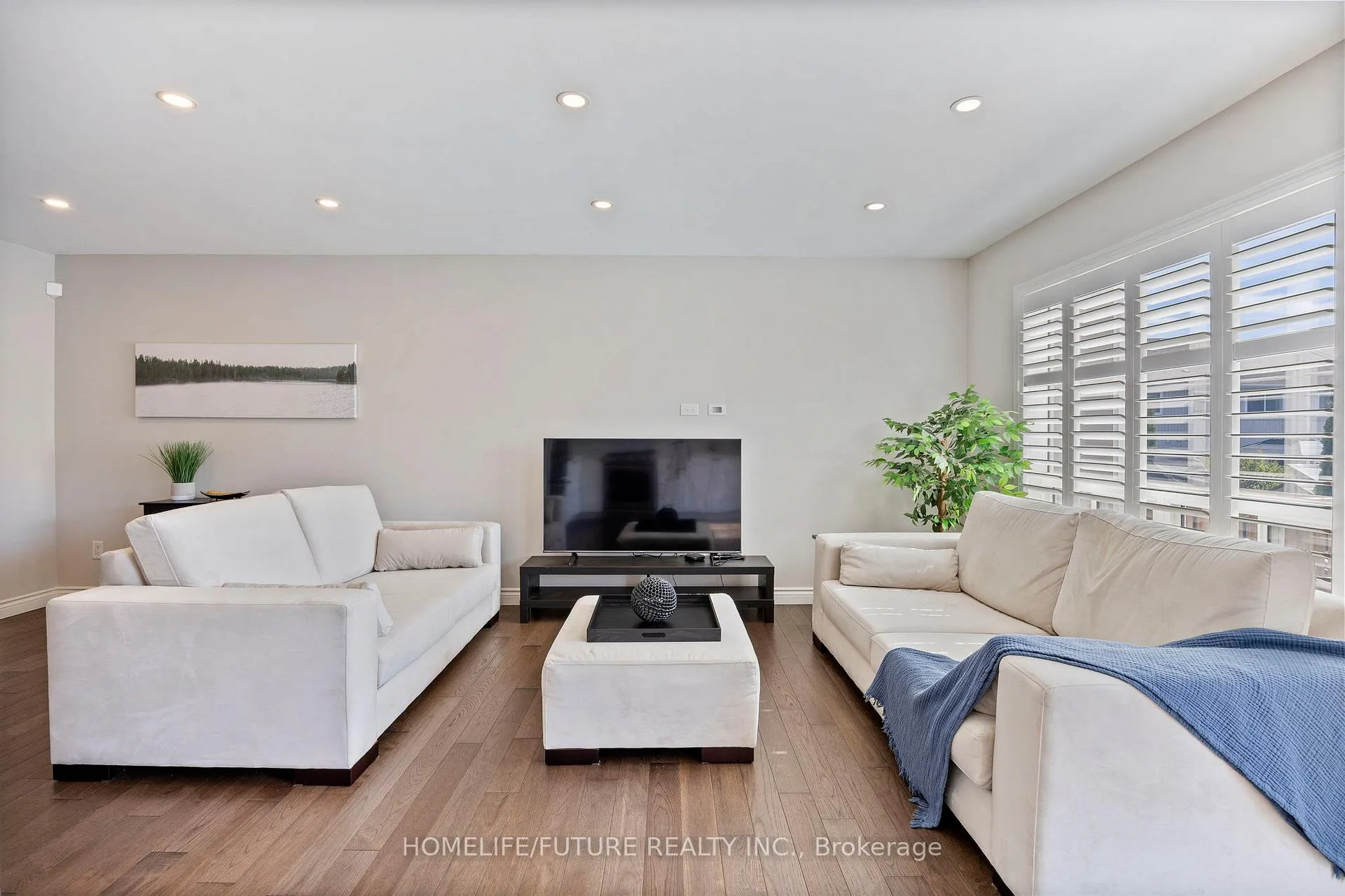 Photo 13 of 1392 Glaspell Crescent, Oshawa, Pinecrest — HOMEH