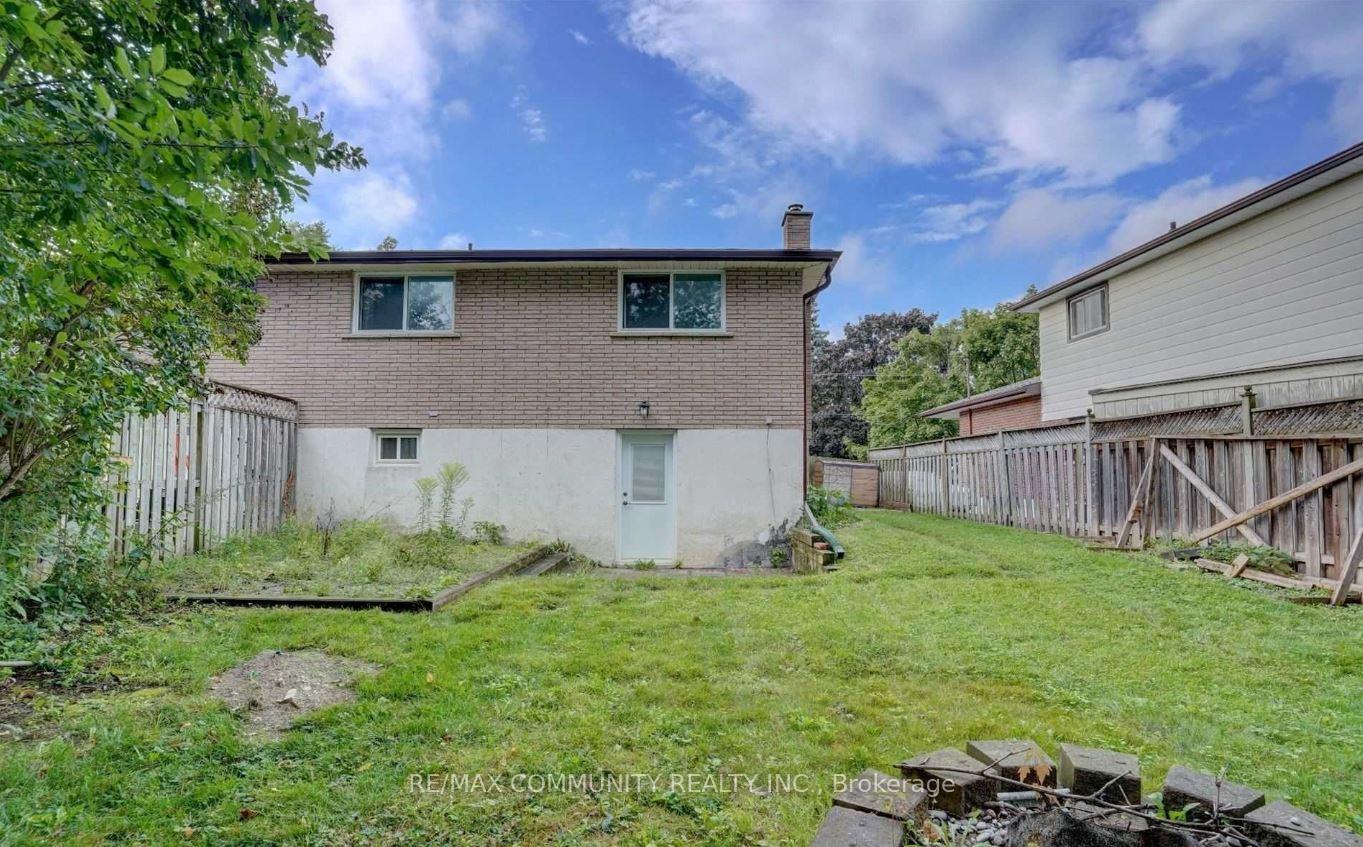 Photo 20 of Unit Main, 6 Little Avenue, Clarington, Bowmanville — HOMEH