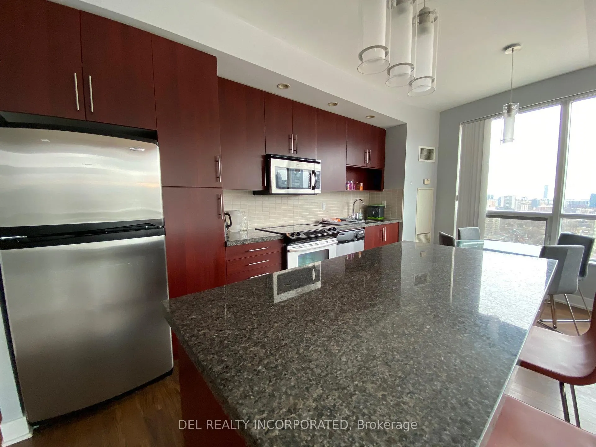 Front of Unit 1509, 120 Homewood Avenue