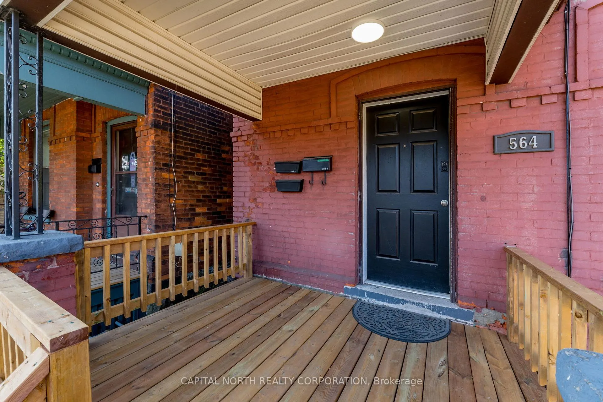 Photo 3 of Unit 1, 564 King Street E, Hamilton, Landsdale — HOMEH