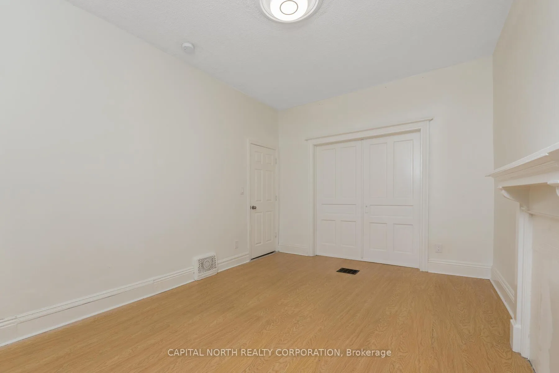 Photo 7 of Unit 1, 564 King Street E, Hamilton, Landsdale — HOMEH