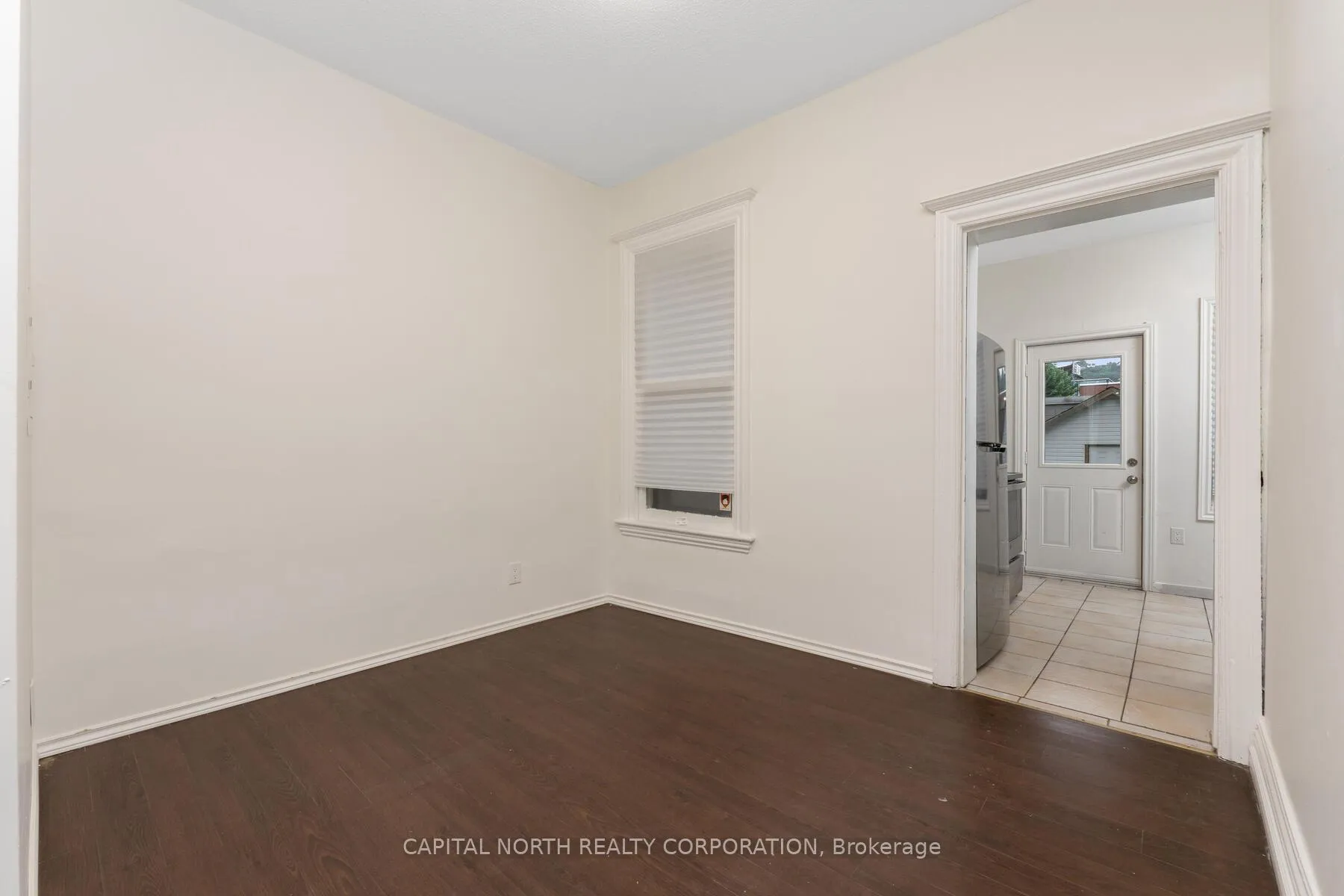 Photo 9 of Unit 1, 564 King Street E, Hamilton, Landsdale — HOMEH