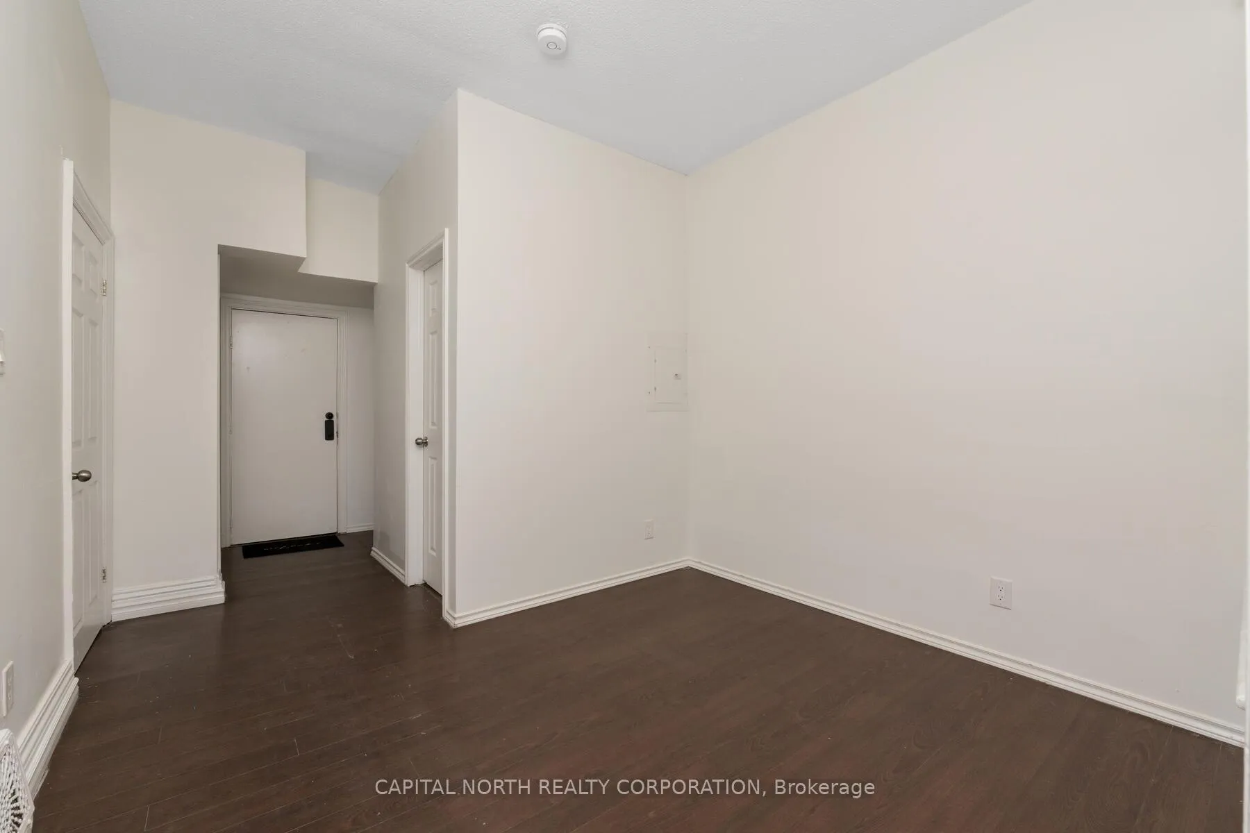 Photo 10 of Unit 1, 564 King Street E, Hamilton, Landsdale — HOMEH