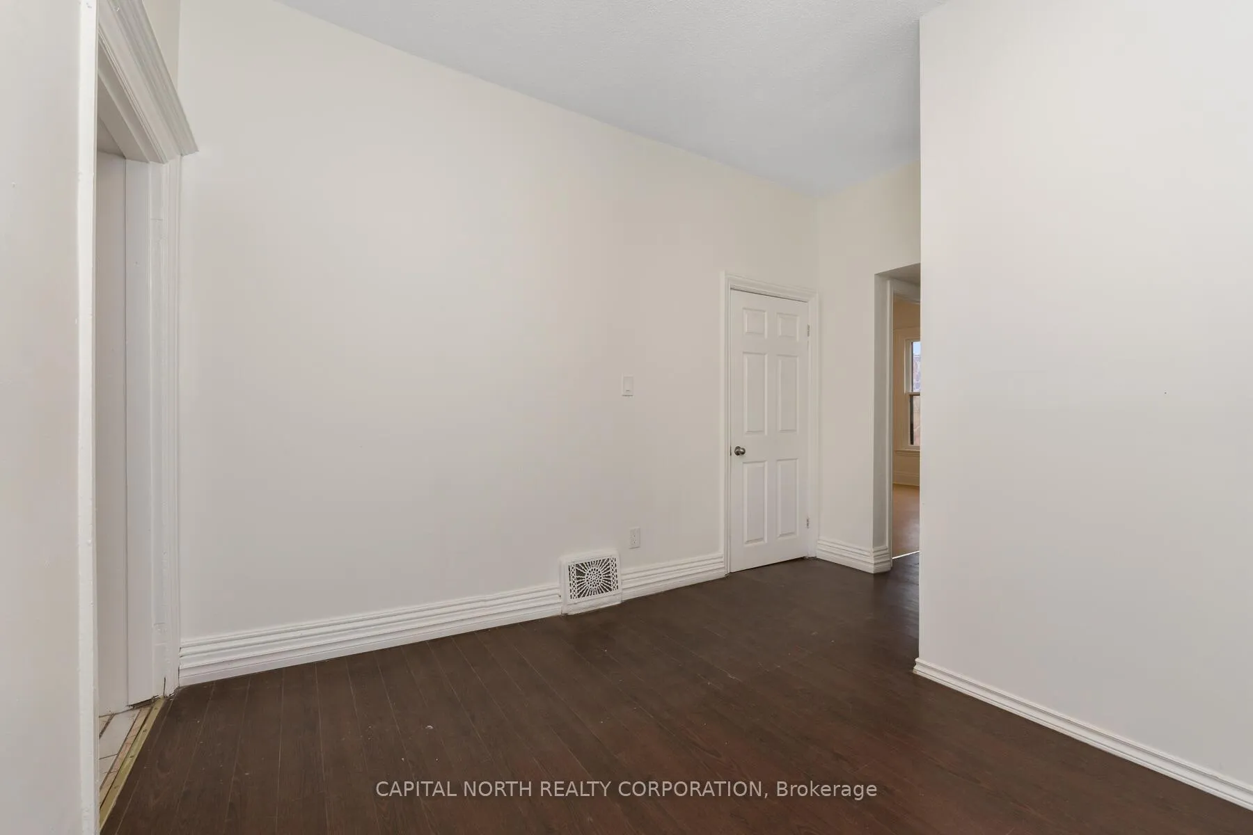 Photo 11 of Unit 1, 564 King Street E, Hamilton, Landsdale — HOMEH