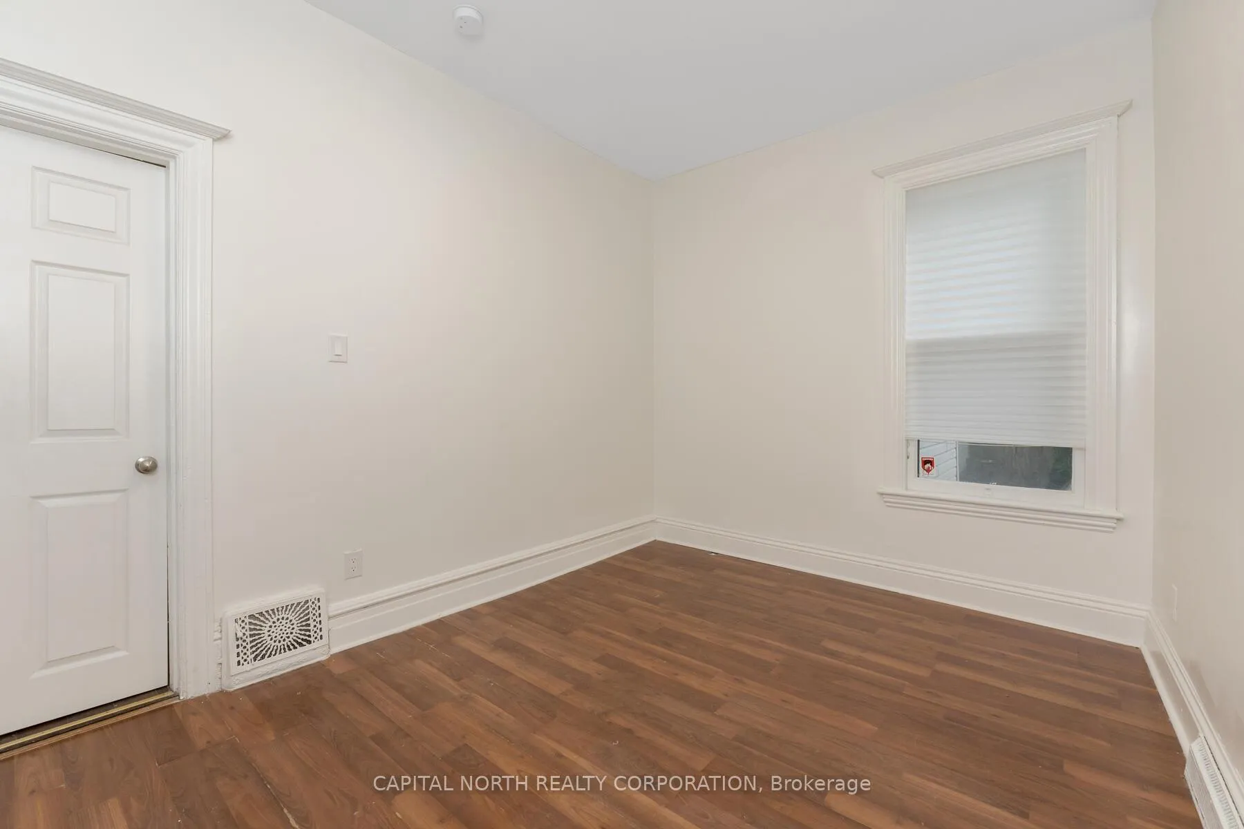 Photo 14 of Unit 1, 564 King Street E, Hamilton, Landsdale — HOMEH