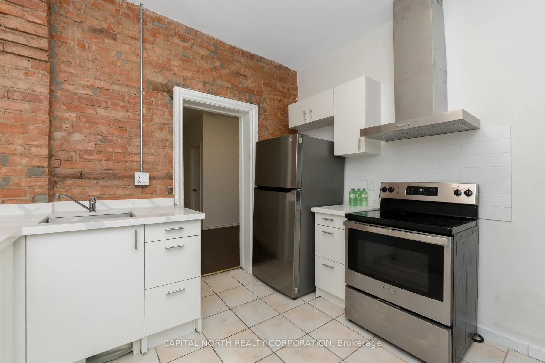 Photo 21 of Unit 1, 564 King Street E, Hamilton, Landsdale — HOMEH