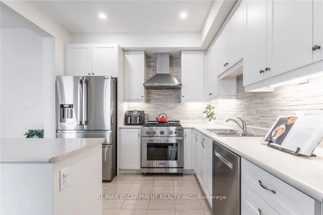 Photo 9 of 41 Foothills Lane, Hamilton, Winona — HOMEH