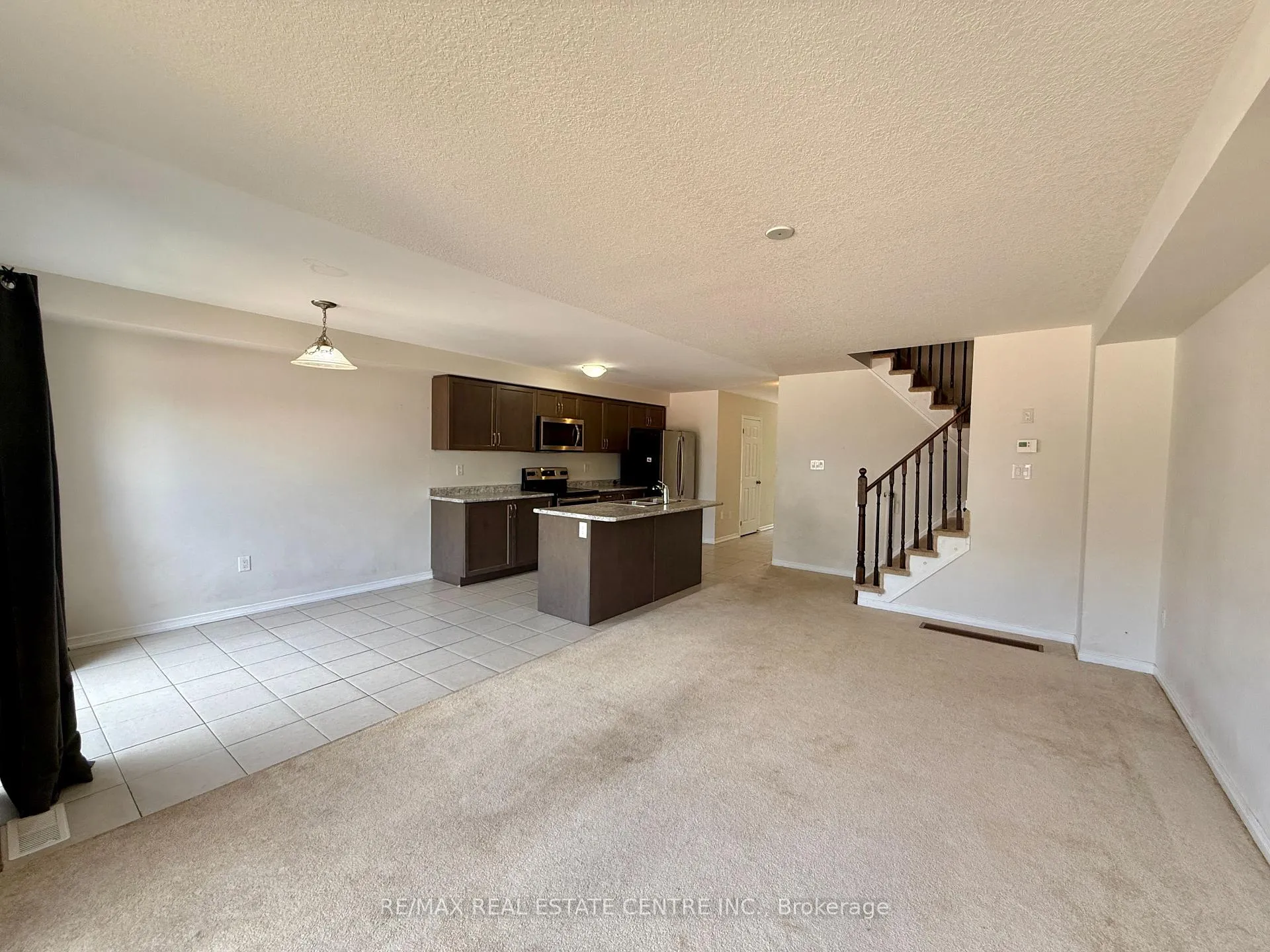 Photo 8 of 22 Butcher Crescent, Brant, Brantford Twp — HOMEH