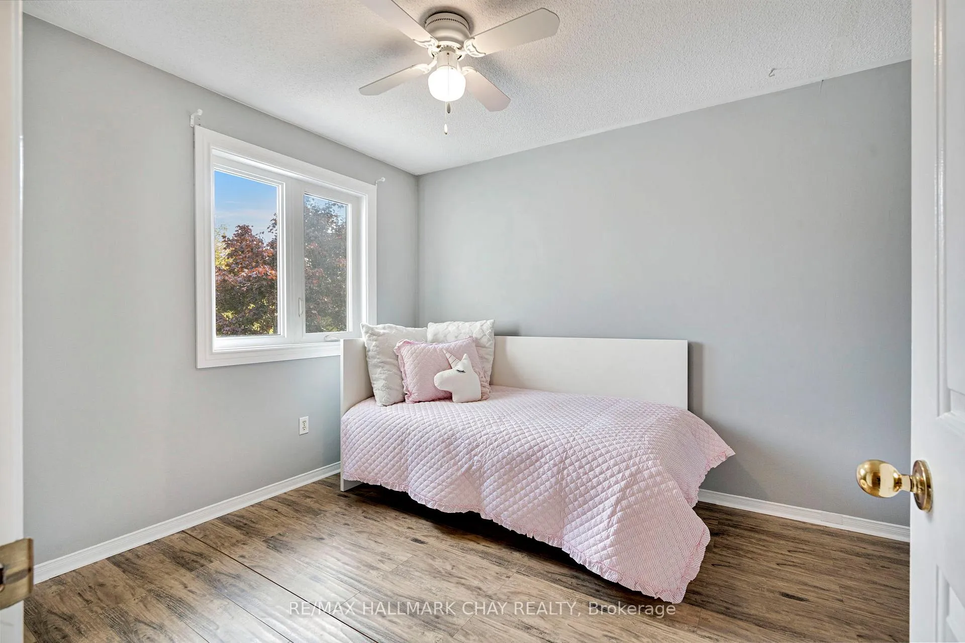 Photo 21 of 104 Pickett Crescent, Barrie, Painswick North — HOMEH