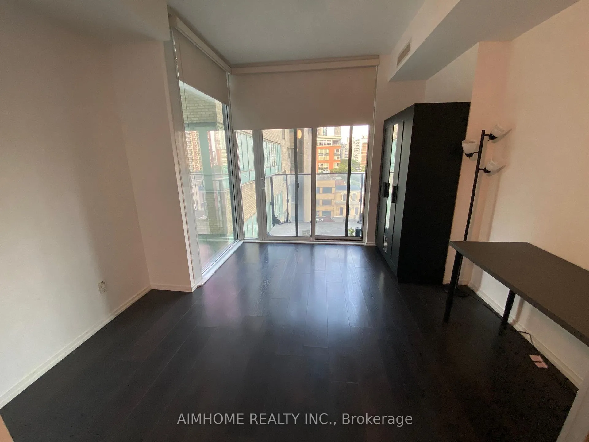 Photo 2 of Unit 601, 75 St Nicholas Street, Toronto, Bay Street Corridor — HOMEH