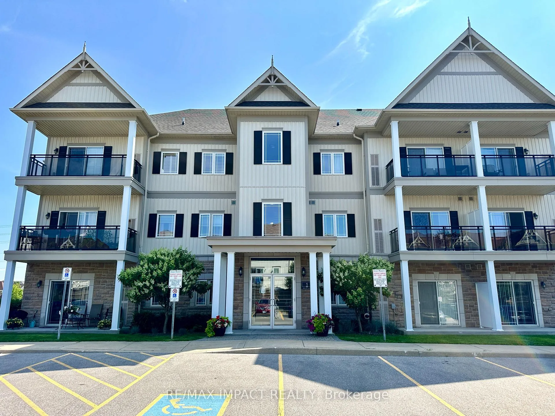 Front of Unit 104, 1 Sidney Lane