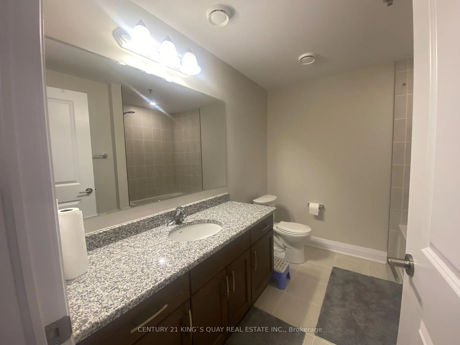 Photo 5 of Unit 407, 245 Grey Silo Road, Waterloo — HOMEH