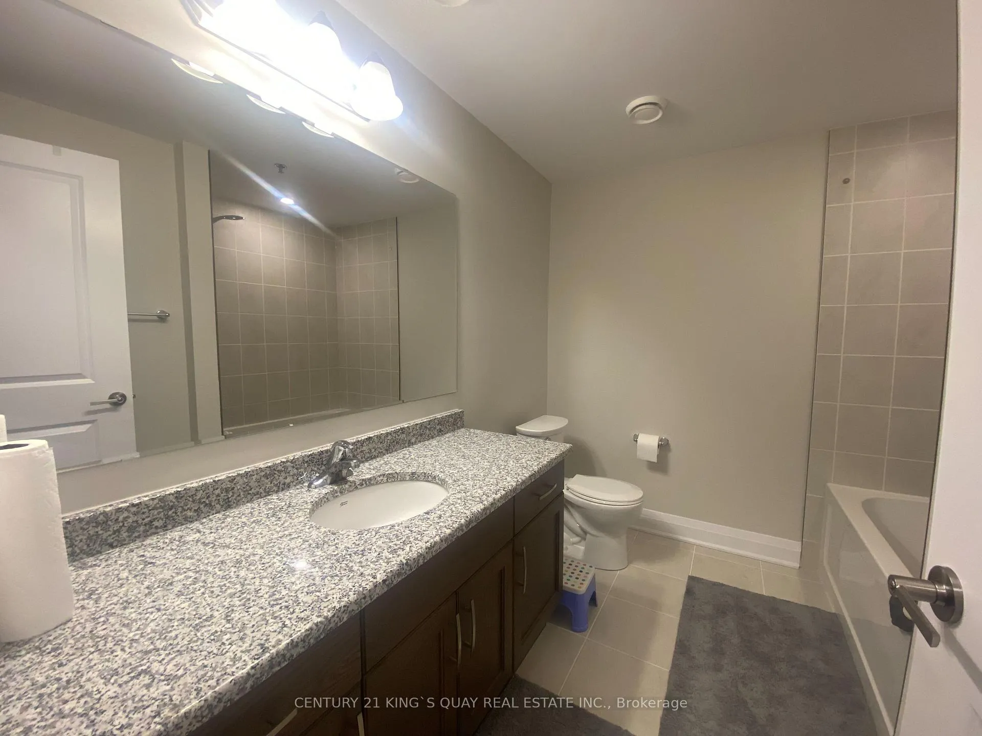Photo 11 of Unit 407, 245 Grey Silo Road, Waterloo — HOMEH