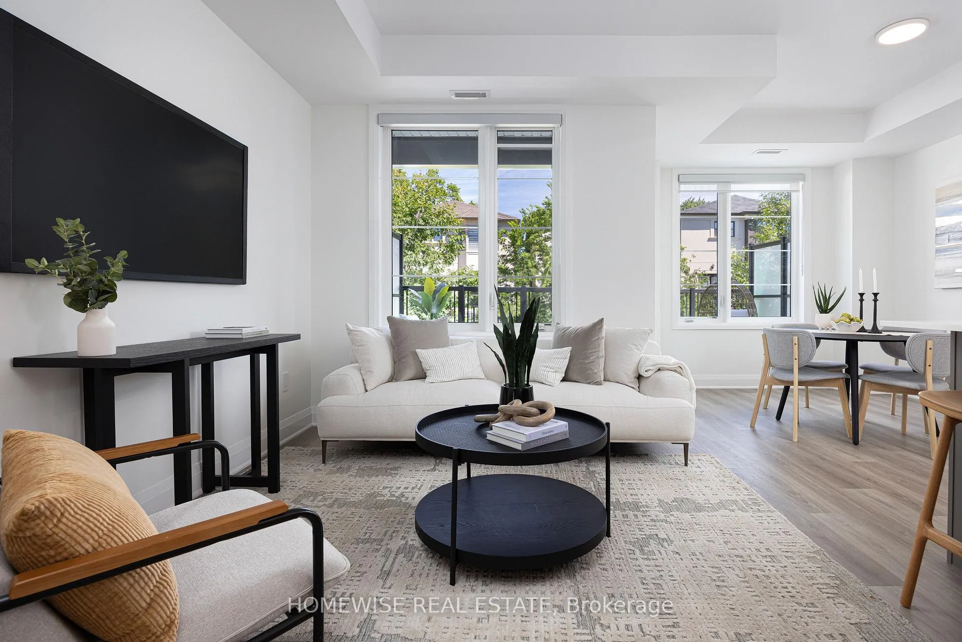 Photo 3 of Unit 2, 600 Brookdale Avenue, Toronto, Bedford Park-Nortown — HOMEH