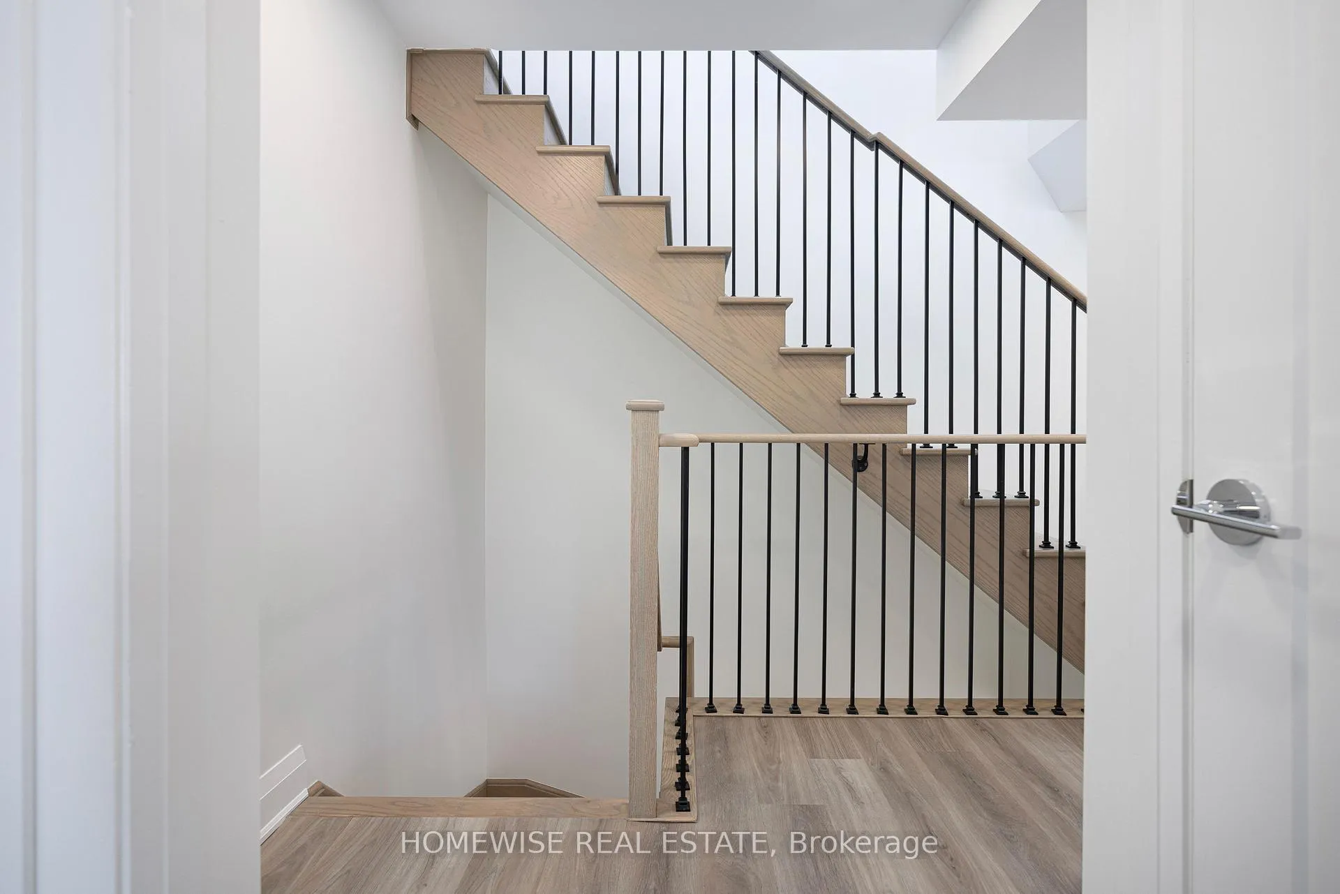 Photo 12 of Unit 2, 600 Brookdale Avenue, Toronto, Bedford Park-Nortown — HOMEH