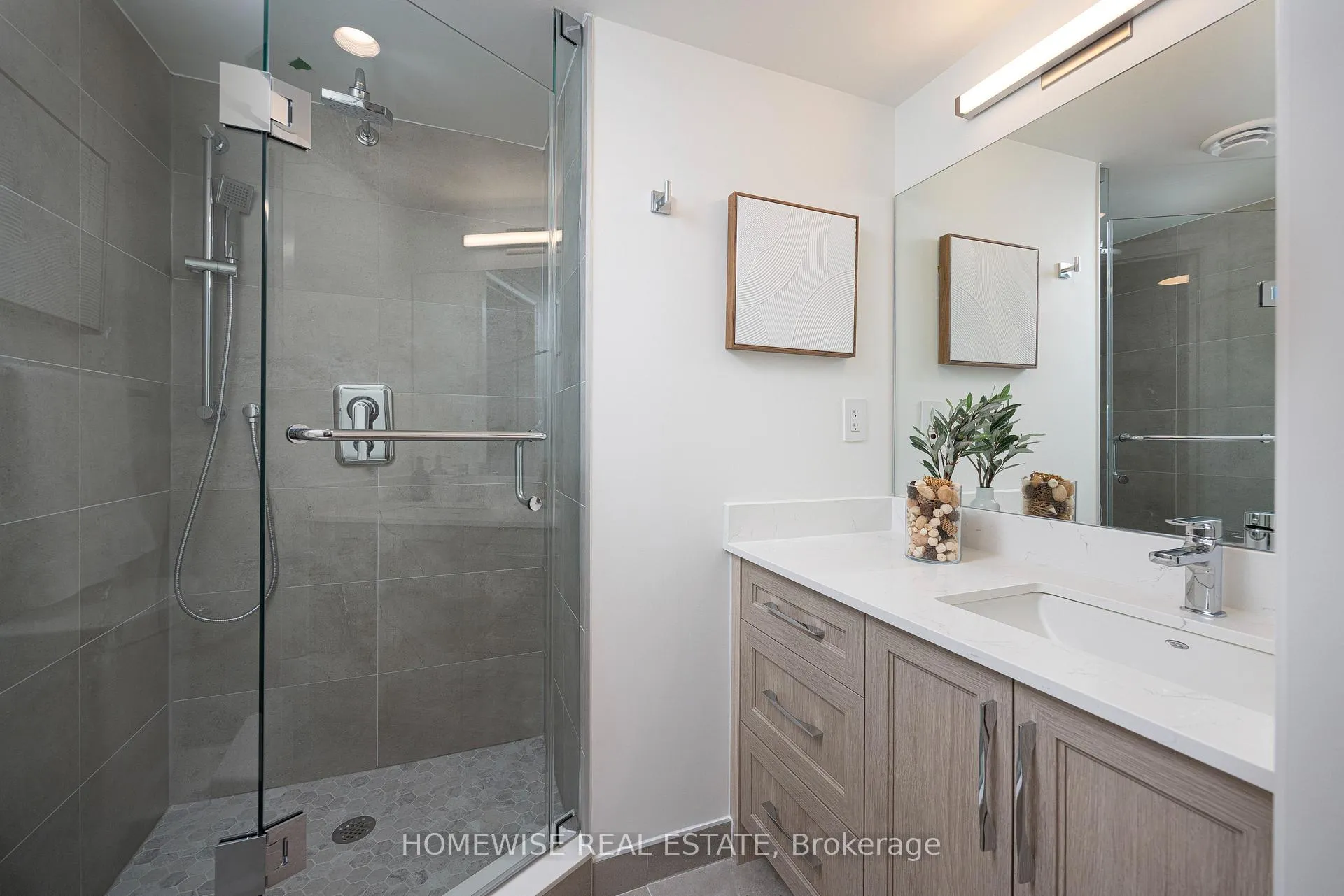 Photo 18 of Unit 2, 600 Brookdale Avenue, Toronto, Bedford Park-Nortown — HOMEH