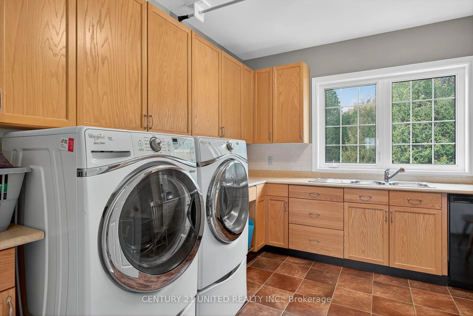Photo 30 of 1599 Moore Drive, Cavan Monaghan, Cavan Twp — HOMEH