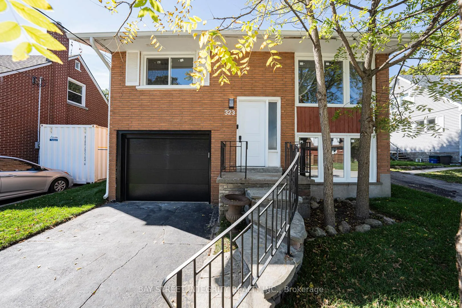 Photo 3 of 323 Clifton Road, Kitchener — HOMEH