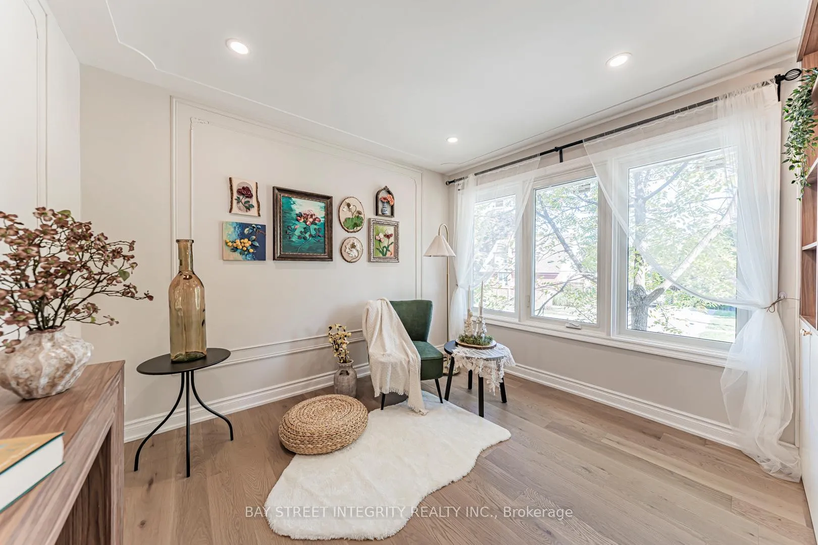 Photo 8 of 323 Clifton Road, Kitchener — HOMEH