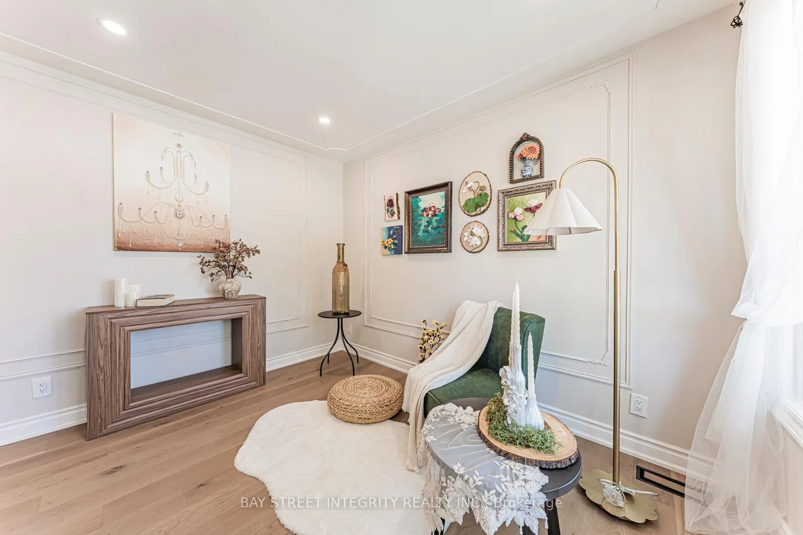 Photo 12 of 323 Clifton Road, Kitchener — HOMEH