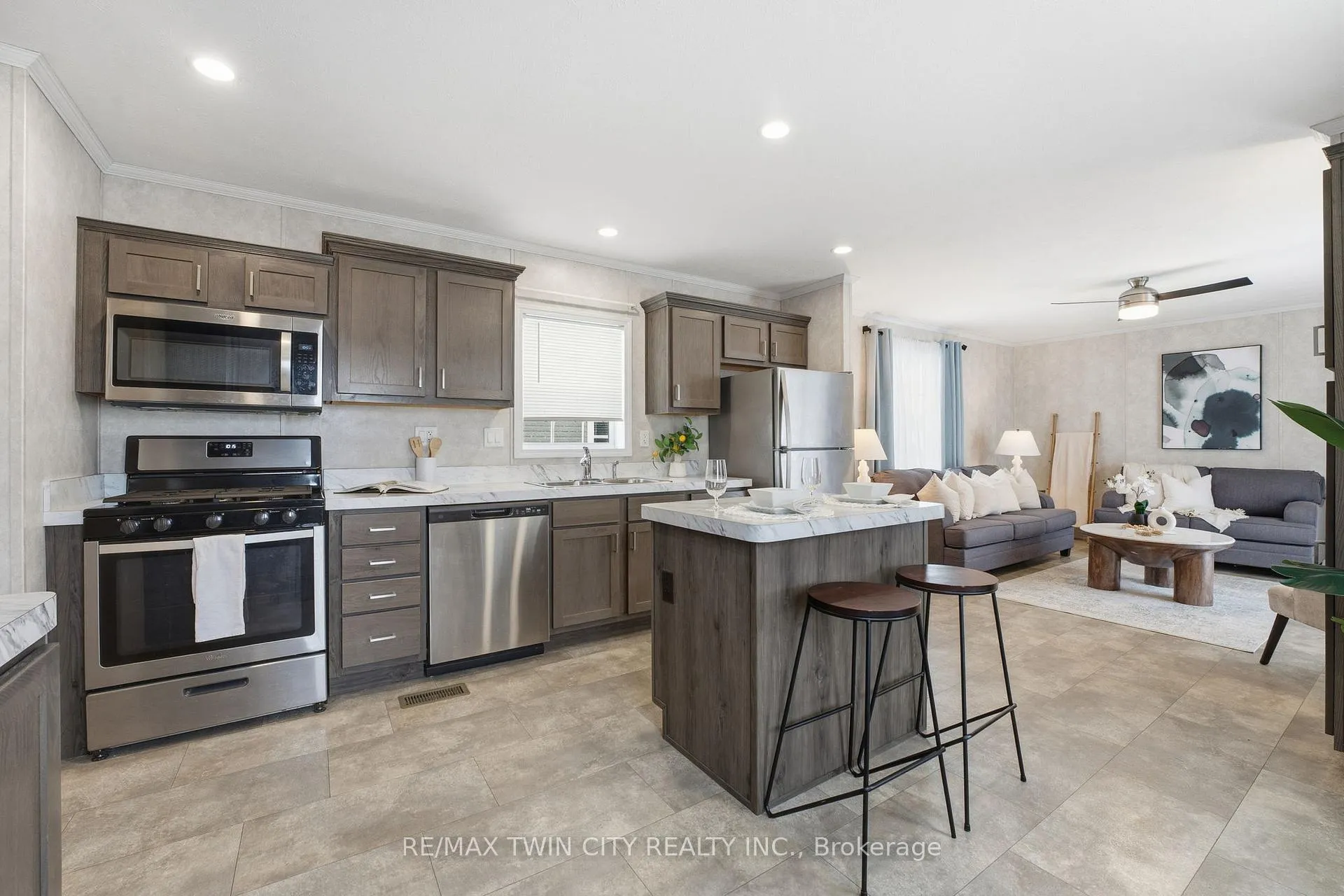 Photo 5 of Unit 703, 99 Fourth Concession Road, Brant, Burford — HOMEH