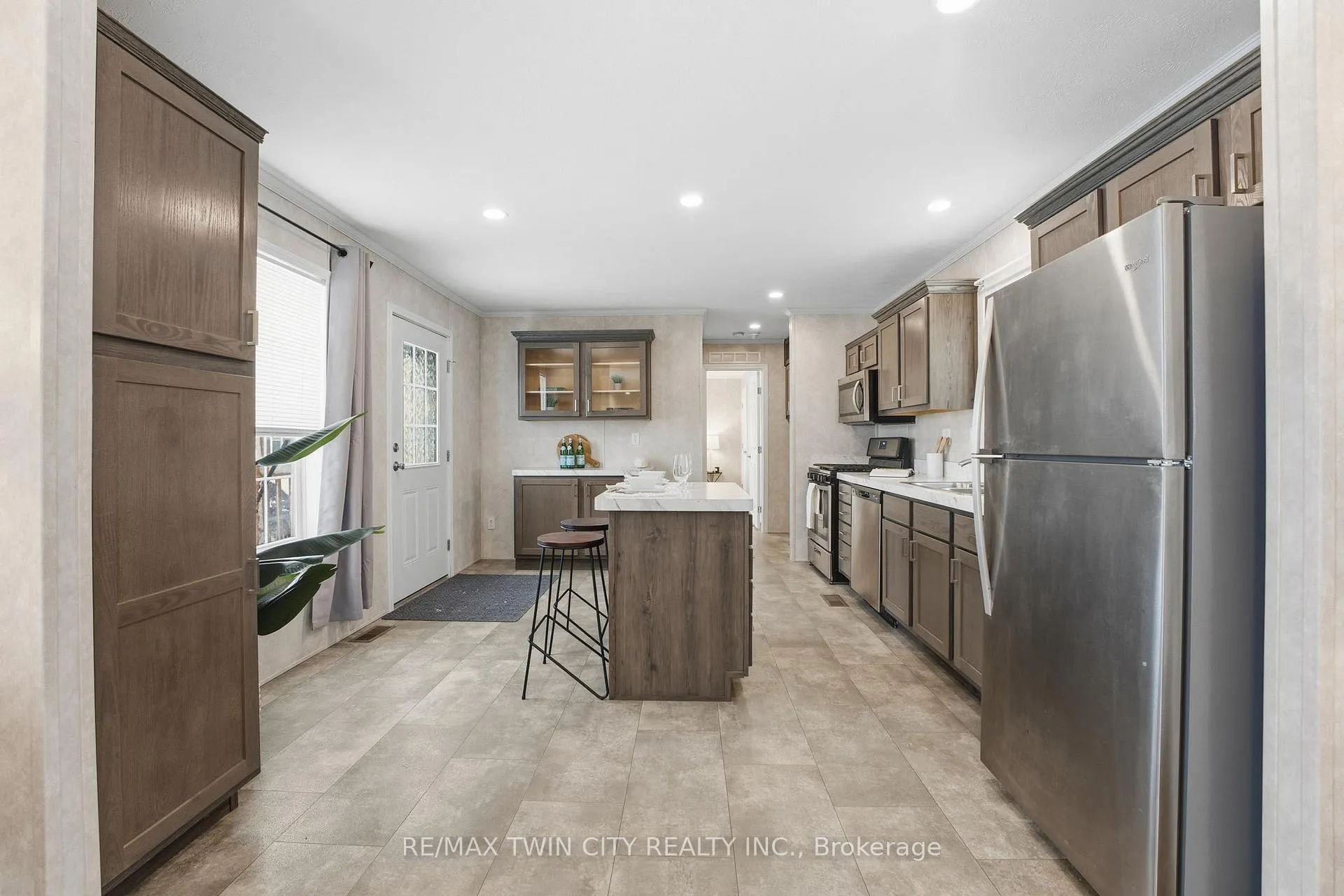 Photo 6 of Unit 703, 99 Fourth Concession Road, Brant, Burford — HOMEH