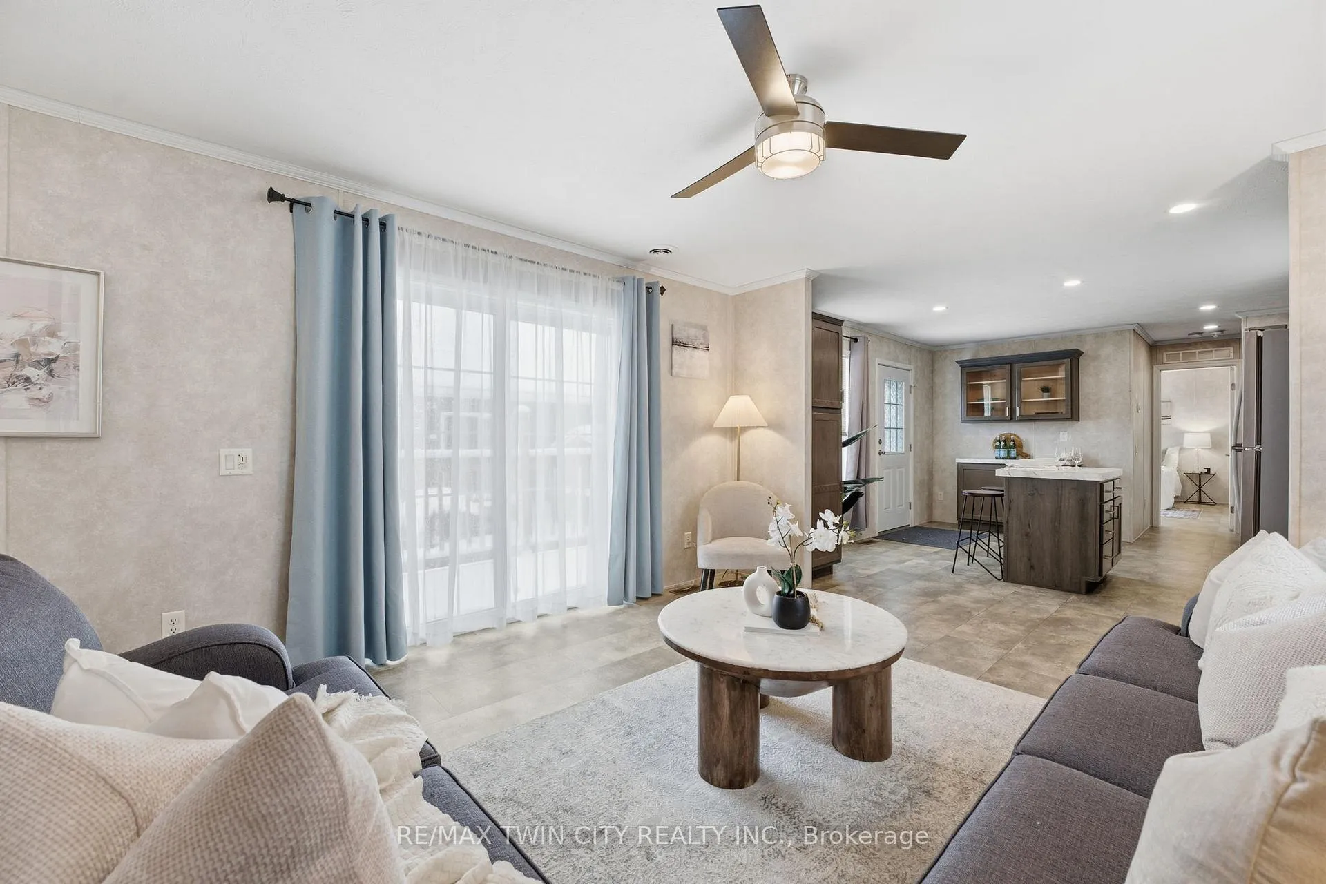 Photo 11 of Unit 703, 99 Fourth Concession Road, Brant, Burford — HOMEH