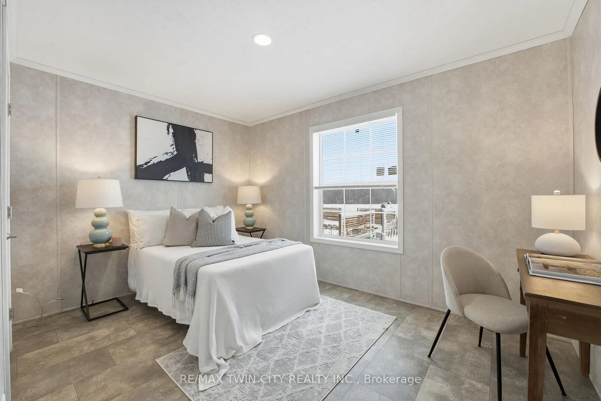 Photo 13 of Unit 703, 99 Fourth Concession Road, Brant, Burford — HOMEH