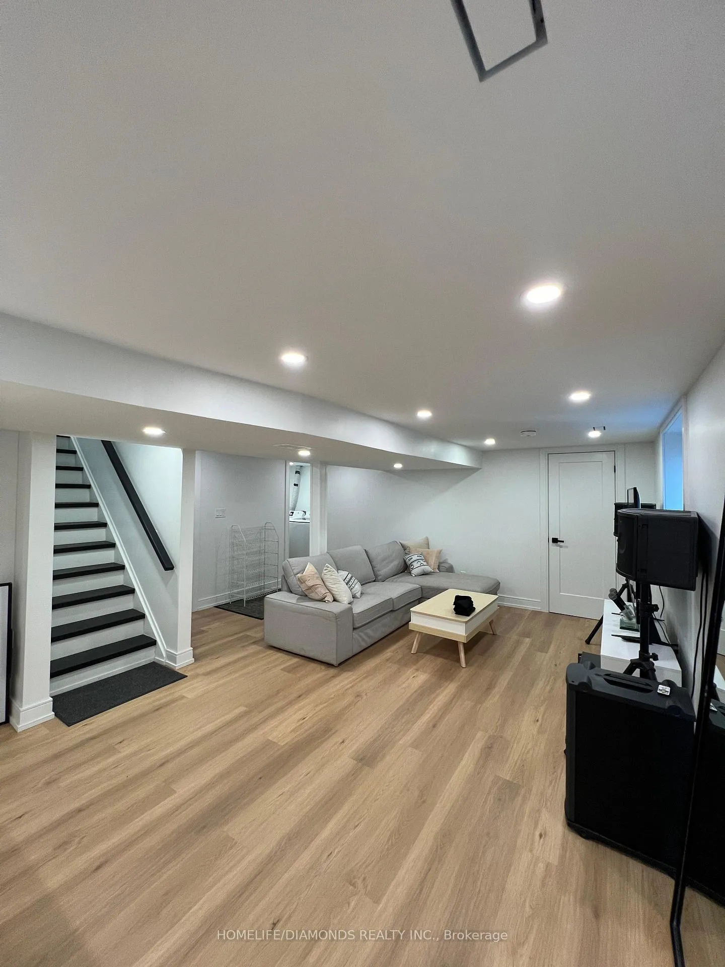 Photo 2 of Unit BSMT, 175 Pelham Road, St. Catharines, Western Hill — HOMEH
