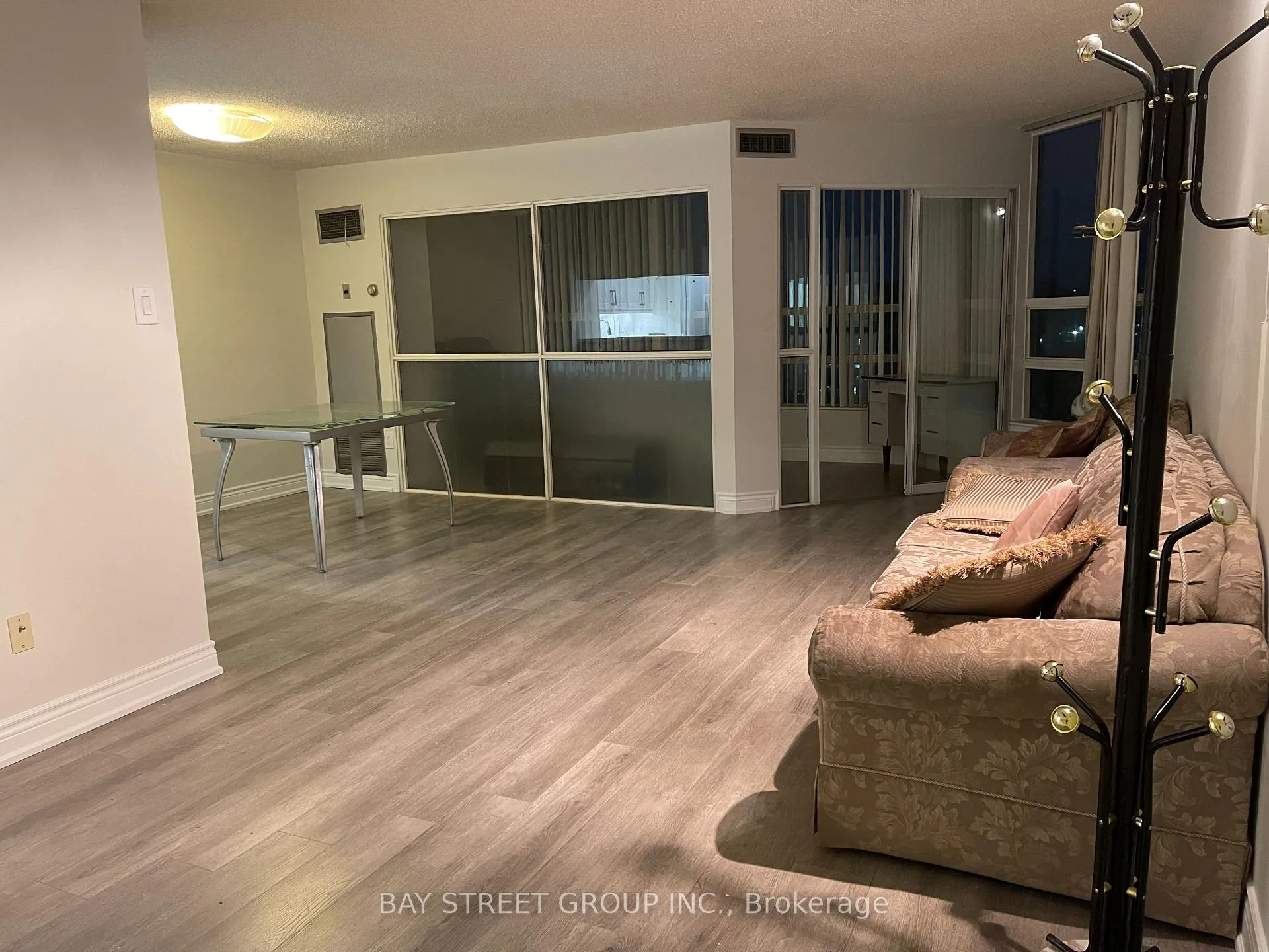 Photo 6 of Unit 824#, 7905 Bayview Avenue, Markham, Bayview Glen — HOMEH