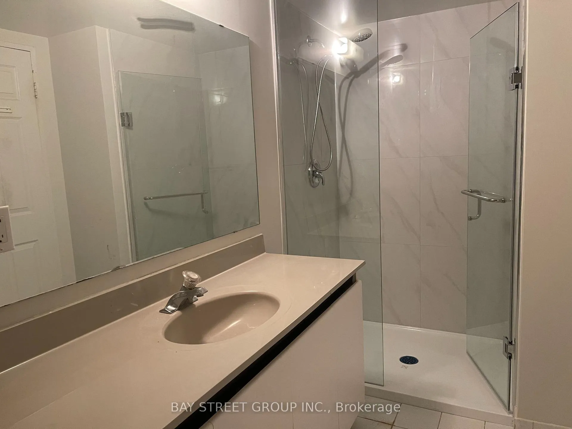 Photo 9 of Unit 824#, 7905 Bayview Avenue, Markham, Bayview Glen — HOMEH