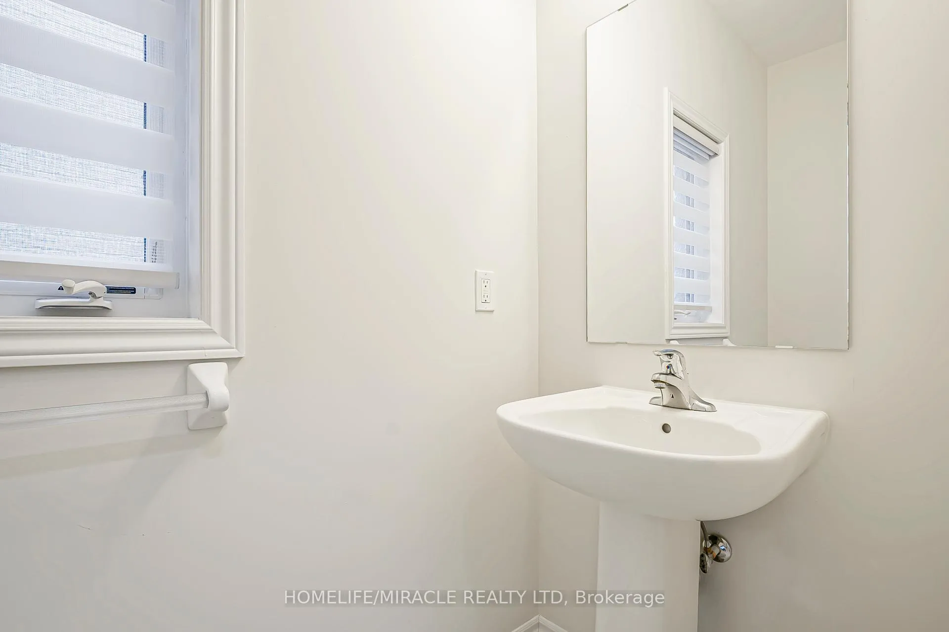 Photo 5 of 120 Baker Street, Thorold, Thorold Downtown — HOMEH