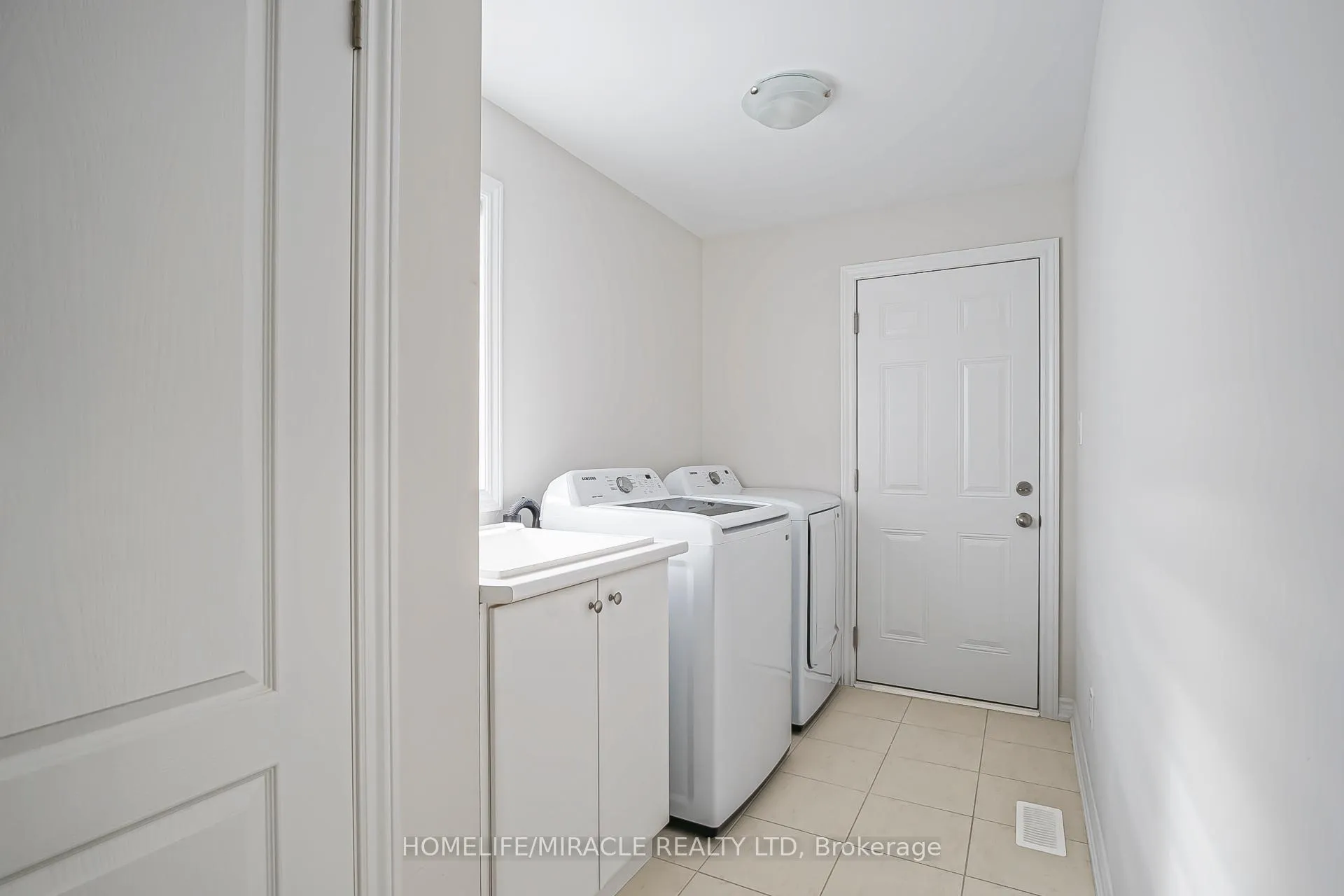 Photo 15 of 120 Baker Street, Thorold, Thorold Downtown — HOMEH
